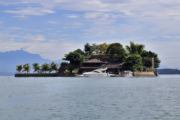 Private Laviscount Island – An Exclusive Island Oasis