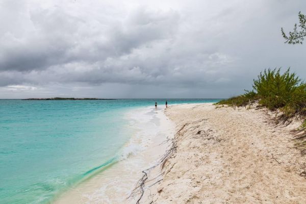 Top 7 Must-Visit Beaches in The Bahamas