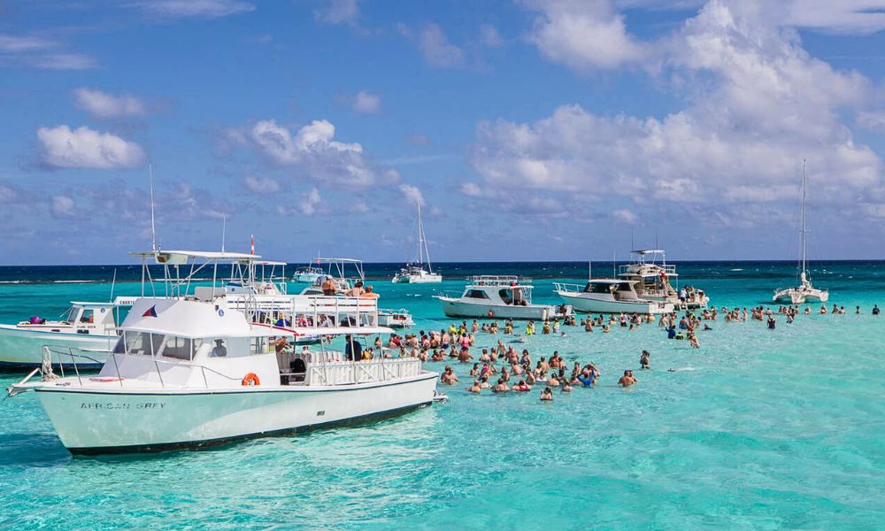 The Best Underwater Adventures in the Cayman Islands