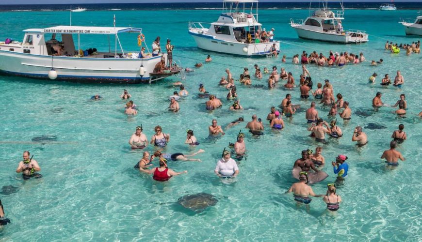 Top 10 Must-Do Tours in the Cayman Islands
