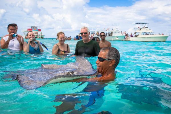 7-Day Itinerary To The Cayman Islands